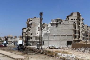 Aleppo harap sokaklarında