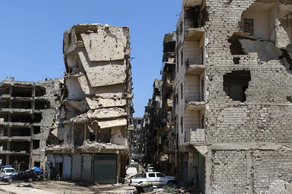 Aleppo harap sokaklarında