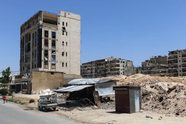 Зруйнований вулицях Алеппо — стокове фото