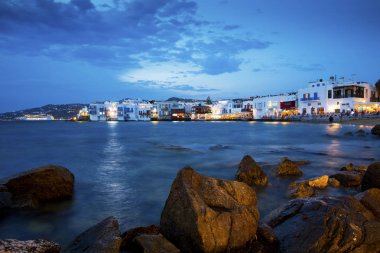 Günbatımında Mikonos, Yunanistan