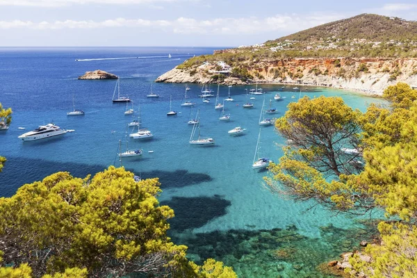 Cala dhort Balear Adaları