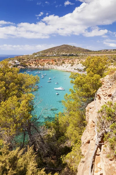 Cala dhort Balear Adaları