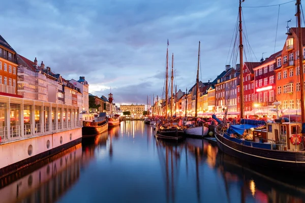 Sommersonnenuntergang in Nyhaven — Stockfoto