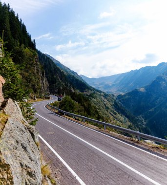 Doğal Transfagarasan karayolu Romanya