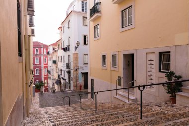 Geleneksel Portekizce mimarisi ve Lizbon'da bina