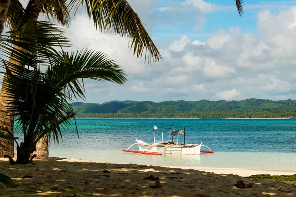 Isola Tropicale Guyam Con Barche Pesca Tradizionali Siargao Filippine — Foto Stock