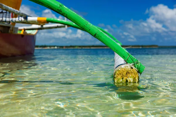 Traditional Fishing Boat Pristine Beach Siargao Philippines — Stock Photo, Image