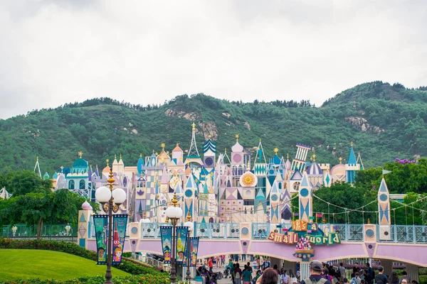 香港迪士尼乐园-2015 年 5 月︰ 这是一个小世界 — 图库照片