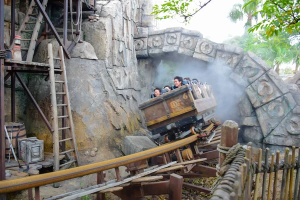 Chiba, Japán: Raging szellemek attrakció a Lost River Delta terület Tokyo DisneySea található Urayasu, Chiba, Japán — Stock Fotó