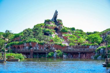 Chiba, Japonya: Sıçrama dağ cazibe Critter Country, Tokyo Disneyland