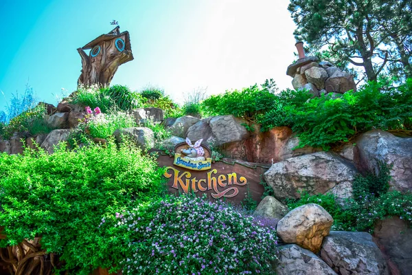 CHIBA, JAPAN: Grandma Sara's Kitchen restaurant in Tokyo Disneyland — Stock Photo, Image