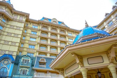 Chiba, Japonya: Tokyo Disneyland Hotel görünümünü bulunan Tokyo Disney Resort, Urayasu, Chiba, Japonya