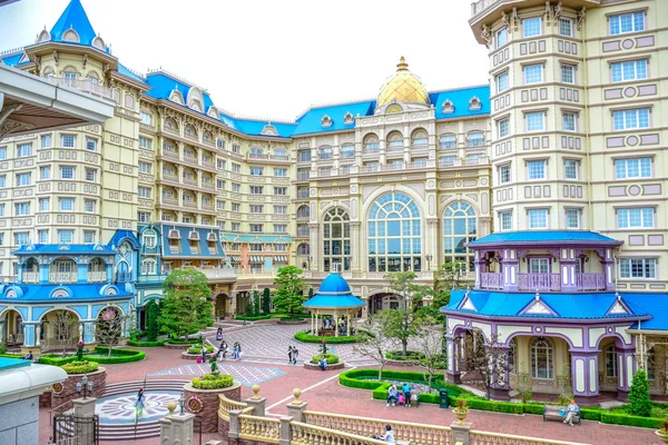 Чіба, Японія: View Hotel Токійський Діснейленд розташовані в курорту Tokyo Disney, напрямку Urayasu, Чіба, Японія — стокове фото