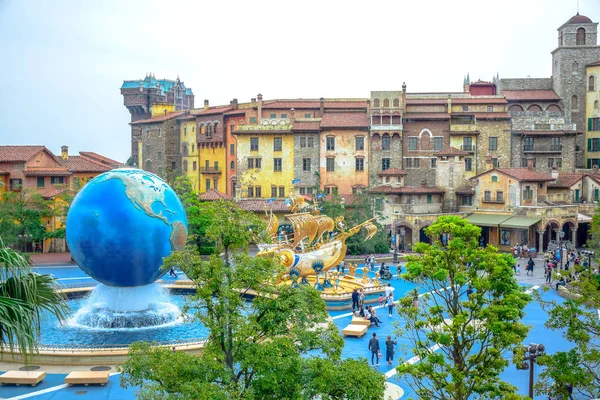 CHIBA, JAPAN: View of entrance area of Tokyo Disneysea located in Urayasu, Chiba, Japan — Stock Photo, Image