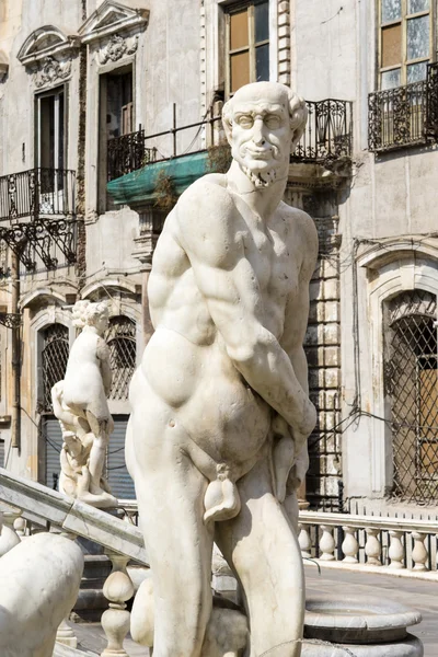 Fontana Pretoria (Fonte da Vergonha) em Palermo, Sicília, Itália — Fotografia de Stock