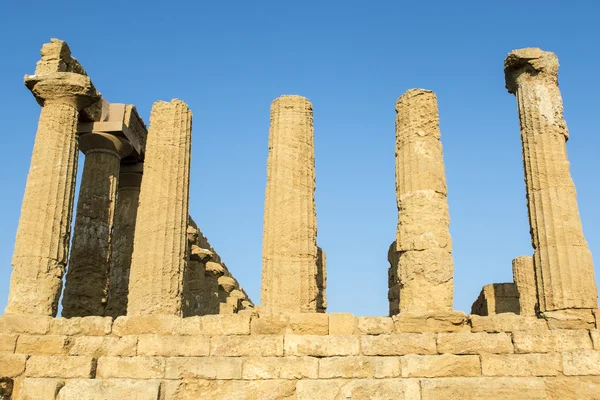 Templo de Juno, un templo griego en el Valle del Templo (Valle dei Templi) en Agrigento, Sicilia, Italia —  Fotos de Stock