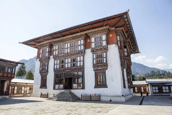 Drametse Goemba klasztor i mnicha szkoły - East Bhutan - Asia — Zdjęcie stockowe