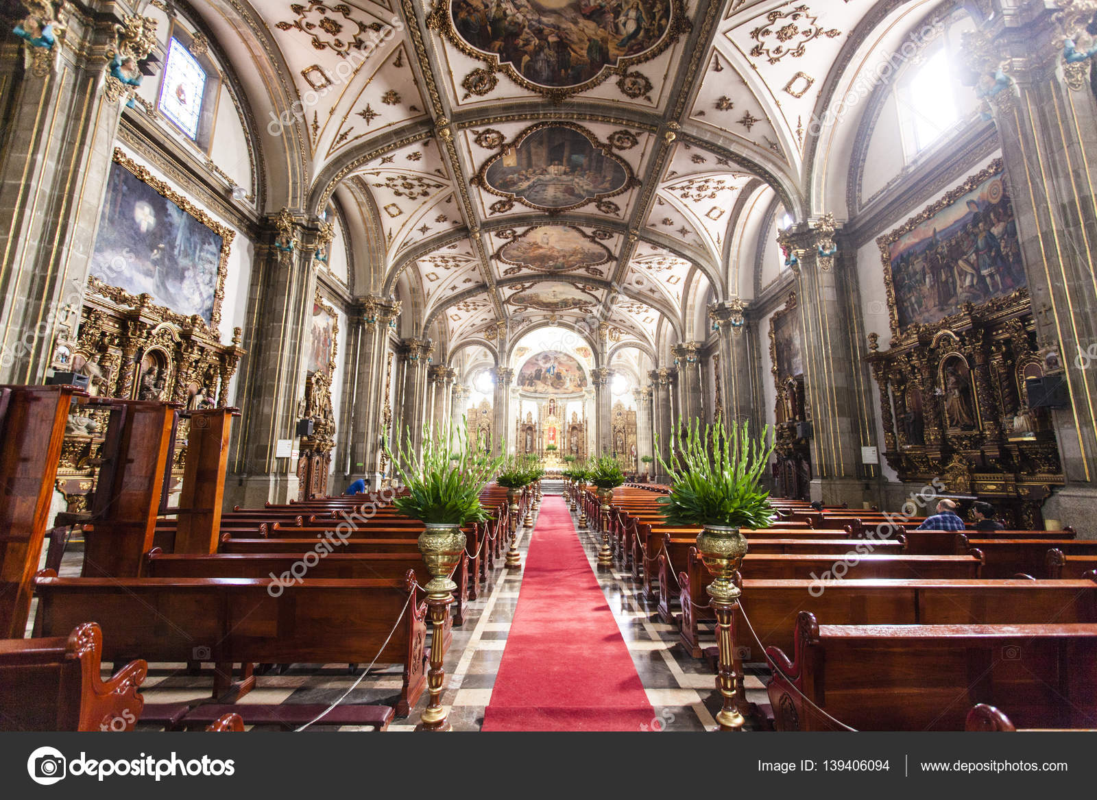 Interior of the Parroquia de San Juan Bautista church in Coyoacan, Mexico  City - Mexico Stock Photo by ©jeewee 139406094