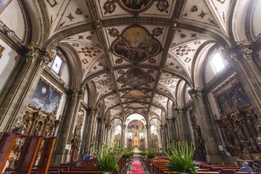 İç Parroquia de San Juan Bautista kilisenin Coyoacan, Mexico City - Meksika