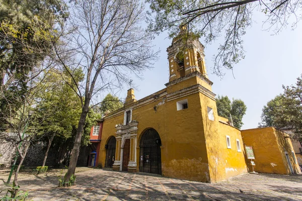 Capilla-де-Санта-Марія каплиця n Coyoacan, Мехіко - Мексика — стокове фото