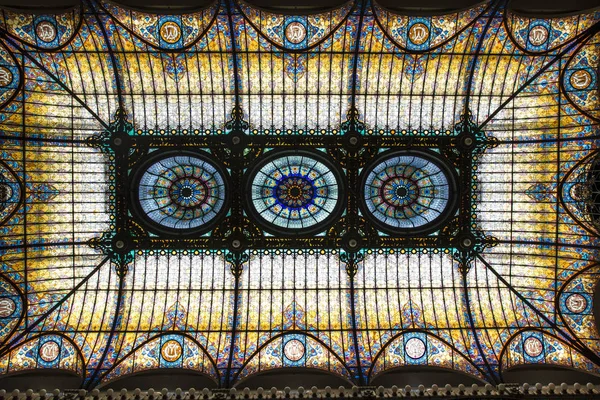 Teto de vidro manchado no átrio do Gran Hotel da cidade do México na Cidade do México, México (América do Norte ) — Fotografia de Stock