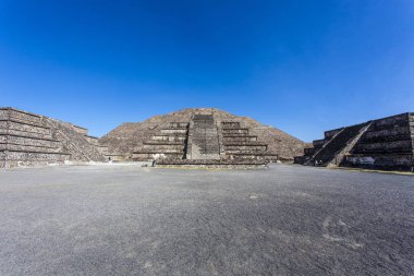 Piramit Teotihuacan, Meksika (Kuzey Amerika için ay (Piramide de la luna))