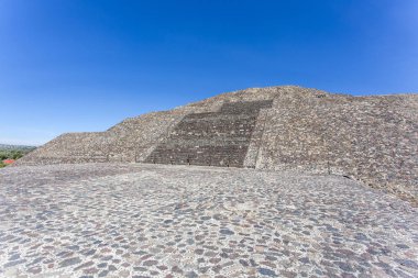 Piramit ay (Piramide de la luna) ve Plaza de la Luna Teotihuacan, Meksika (Kuzey Amerika için)