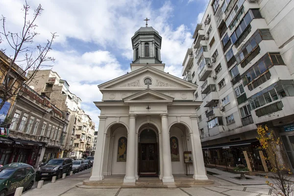 Fachada de la iglesia Pahoria Biserica Alba en Bucarest, Rumania, Europa —  Fotos de Stock