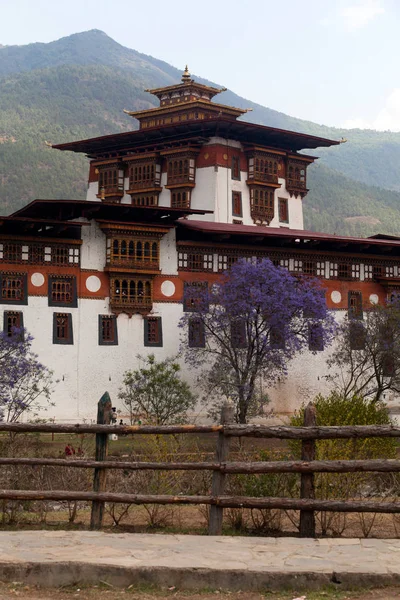 Fasádní Punakha Dzong v Punakha, Bhútán - Asie — Stock fotografie