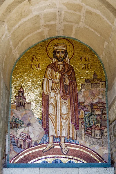 Χρυσή Τοιχογραφία Ενός Αγίου Μια Σπηλιά Δίπλα Στην Εκκλησία Του — Φωτογραφία Αρχείου