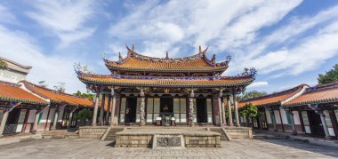 Taipei, Tayvan (Asya Konfüçyüs Tapınağı avlusu)