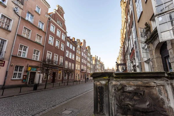 Old houses along Mariacka Street in Gdansk, Poland — Stock Photo, Image