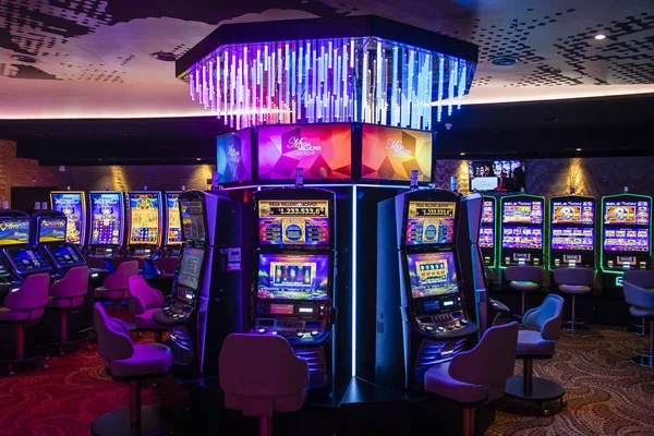 Slot machine mega jackpot winner