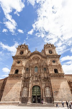 Iglesia de la Compania de Jesus Kilisesi Cuzco, Peru 'daki Plaza de Armas' da.