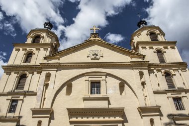 Bogota, Kolombiya 'daki Candelaria Kilisesi cephesi - Güney Amerika