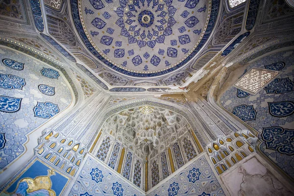 Interior Del Mausoleo Shirin Beka Oka Shah Zinda Samarcanda Uzbekistán — Foto de Stock