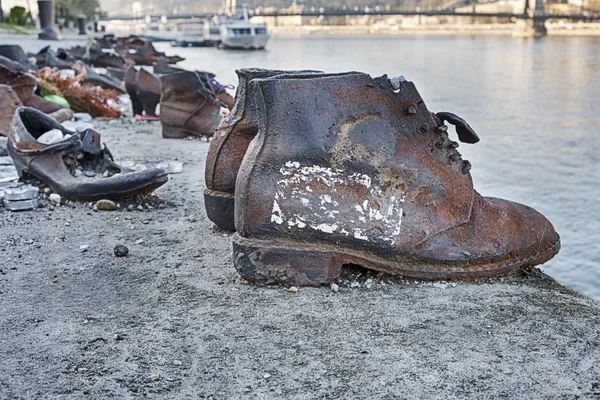 Bottes et chaussures Holocauste Memorial — Photo