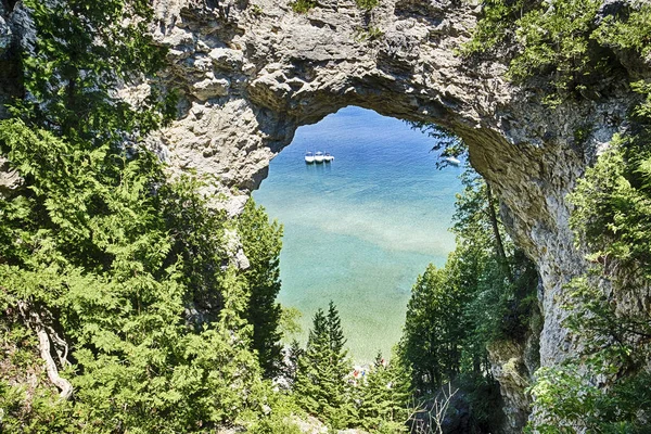 Arch Rock sull'isola di Mackinac — Foto Stock