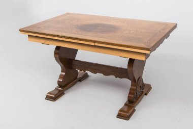 antika ahşap masaları