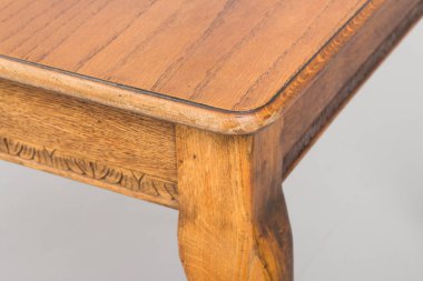 antika ahşap masaları