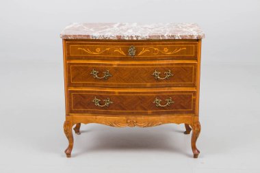 Commodes antique oldened