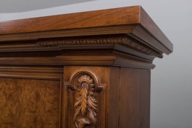 Commodes antique oldened