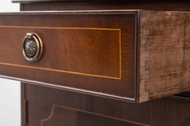 Commodes antique oldened