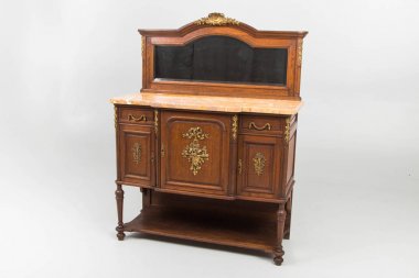 Commodes antique oldened