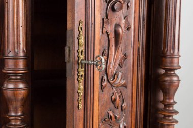 iskemleler antika ahşap 