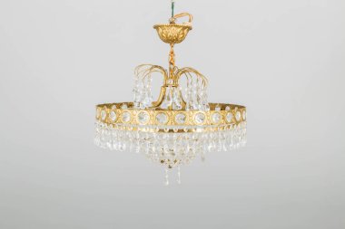 Asılı avizeler lambalar zemin lambaları yakmak