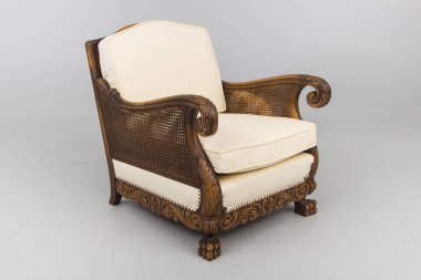 Gölgeler ile antika deri koltuk s