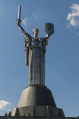 Kiev, Ukrayna - 17 Nisan 2017: Anası vatan anıt, Kiev, Ukrayna