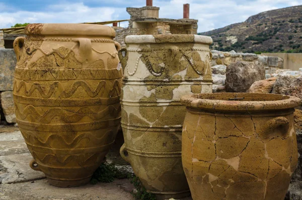 Girit, Yunanistan - Kasım, 2017: Antik amphora Knossos Sarayı, Crete