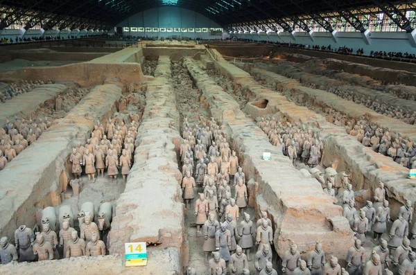 Xian Shanxi China Octubre 2013 Antiguo Ejército Terracota Qin Shi —  Fotos de Stock